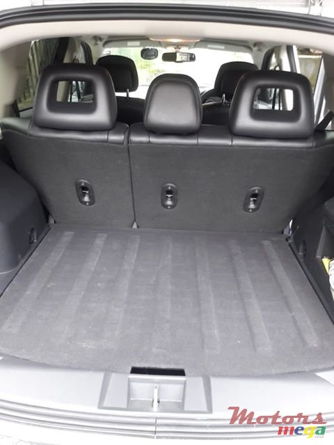 2017' Jeep Compass photo #5