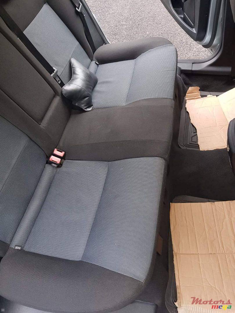 2008' Ford Mondeo photo #5