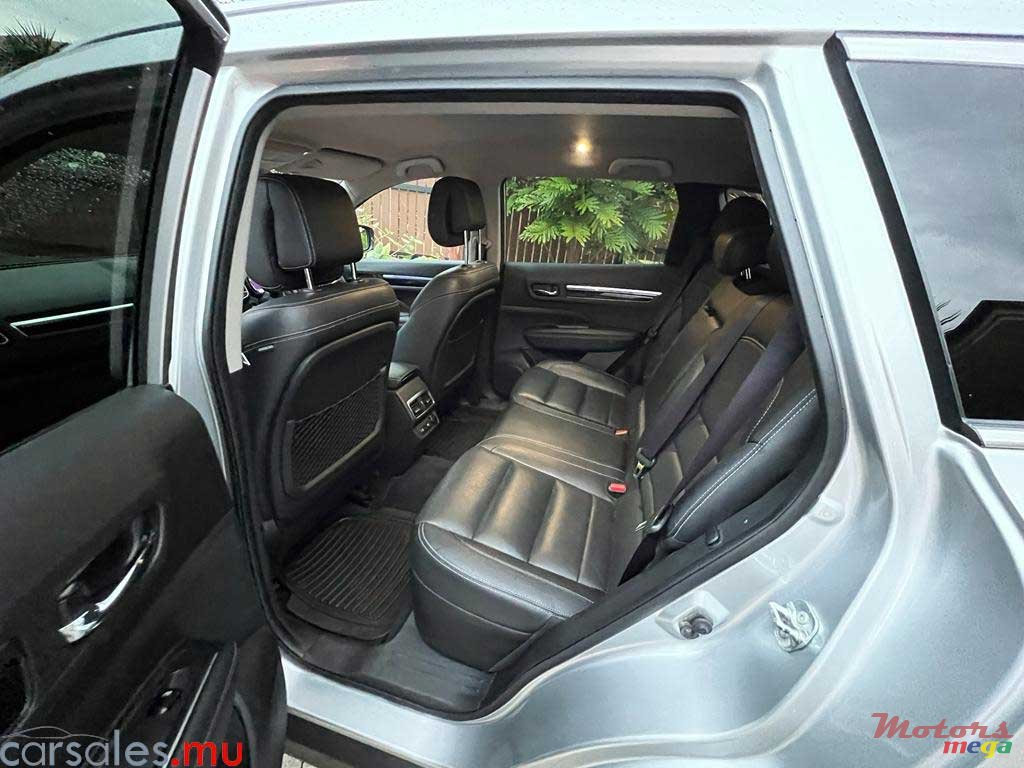 2020' Renault Koleos 2.0 Zen dci 190 photo #6