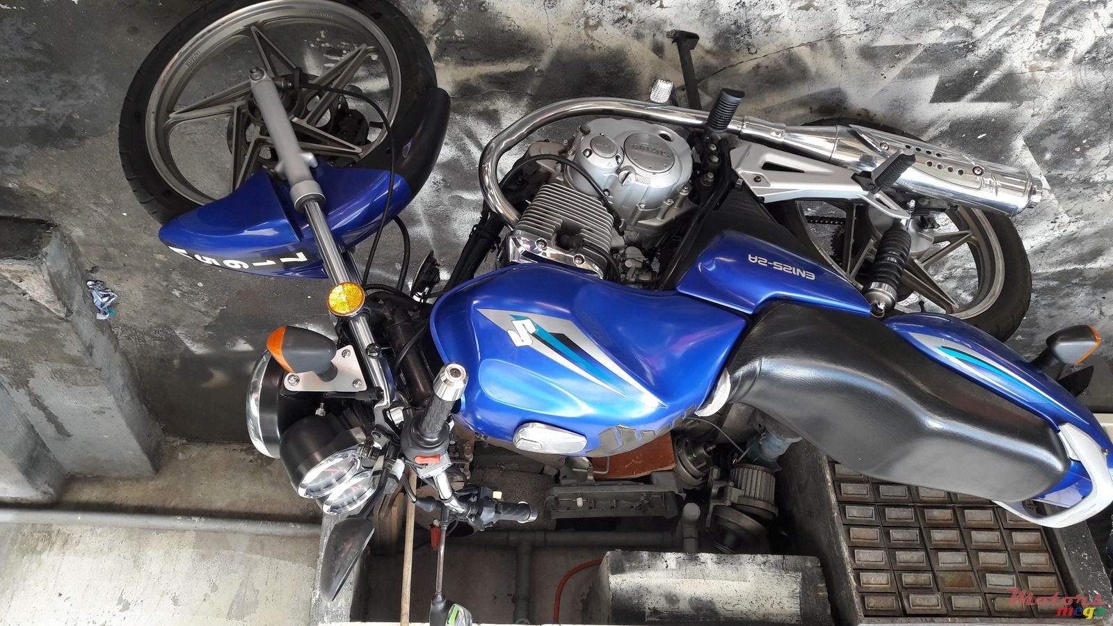 2010' Suzuki photo #1