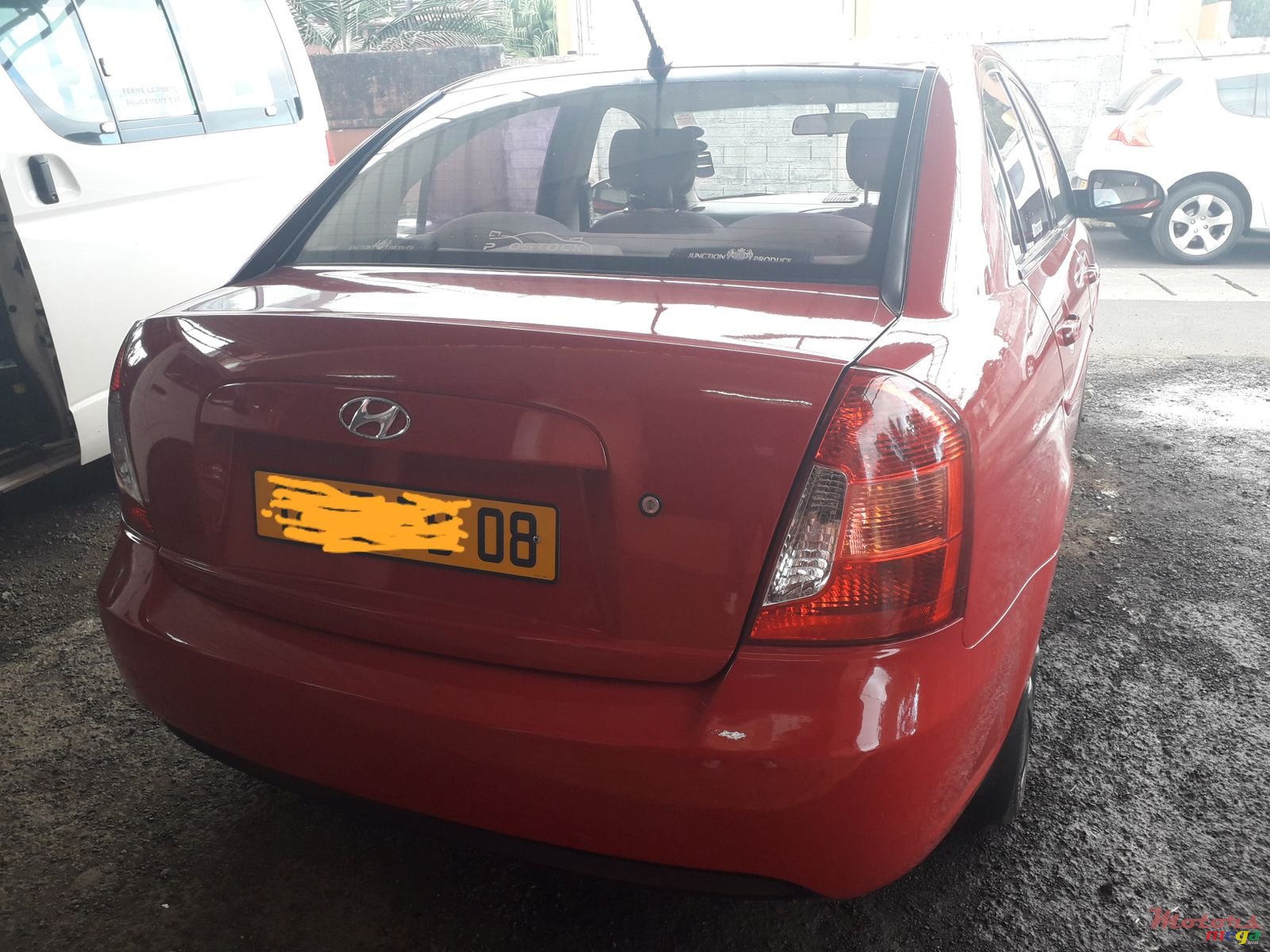 2008' Hyundai Accent photo #1