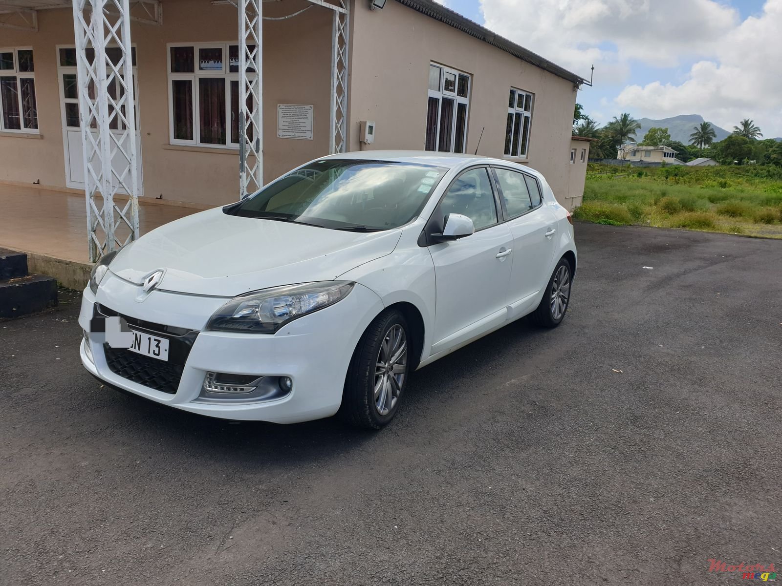 2013' Renault Megane Gt line Turbo photo #6