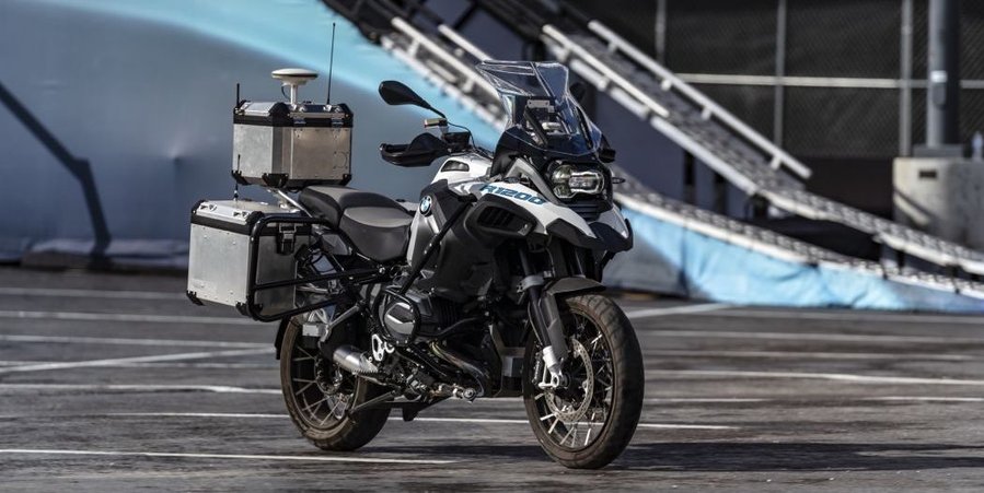 BMW makes a self-riding motorcycle. We ask, ‘Why?’