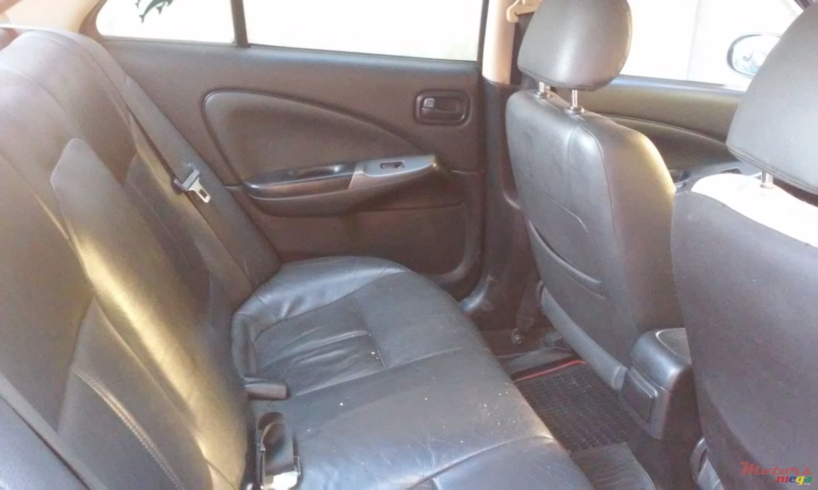 2006' Nissan Sunny photo #4