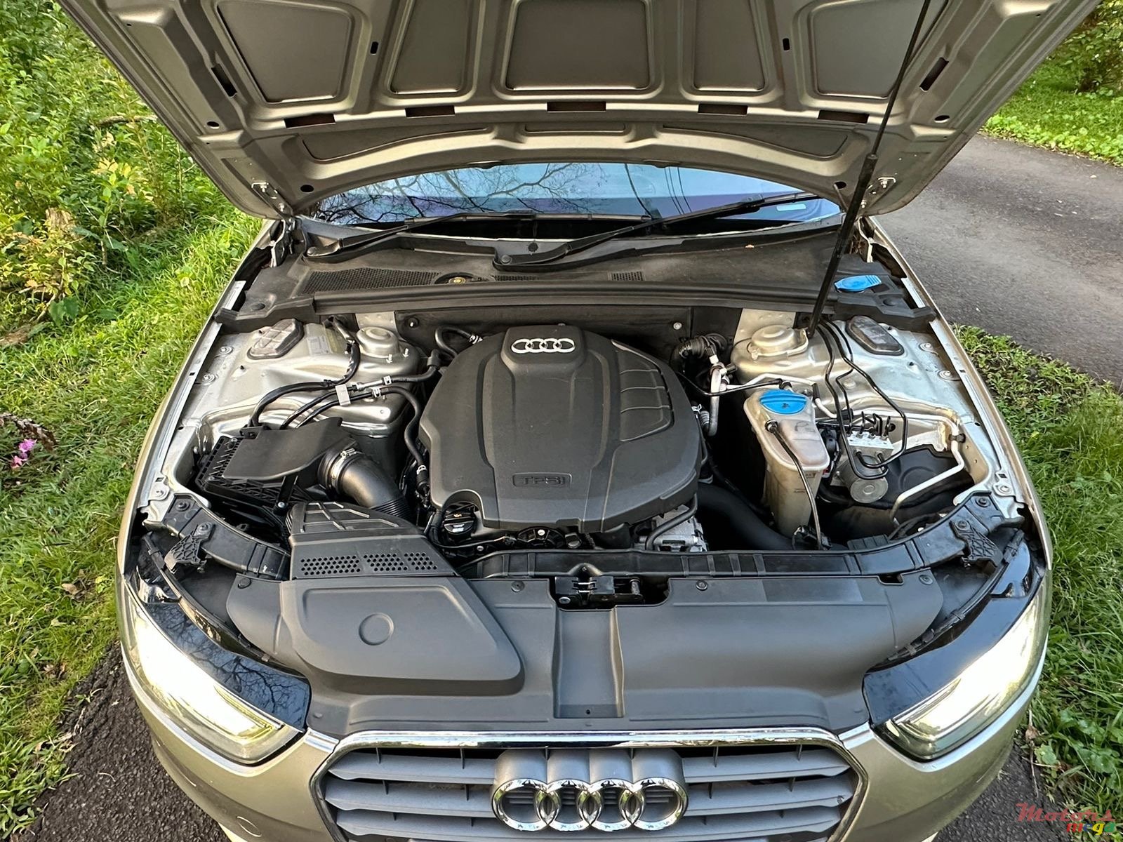 2013' Audi A4 photo #5