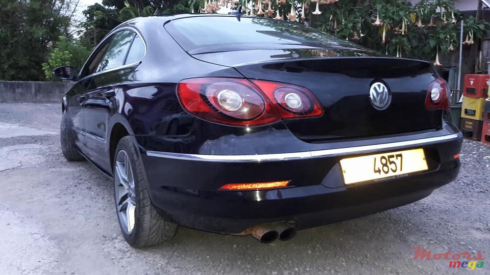 2009' Volkswagen Passat CC photo #4