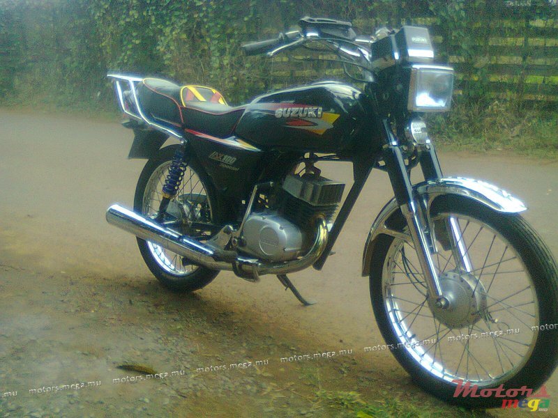 2011' Suzuki d'origine photo #3