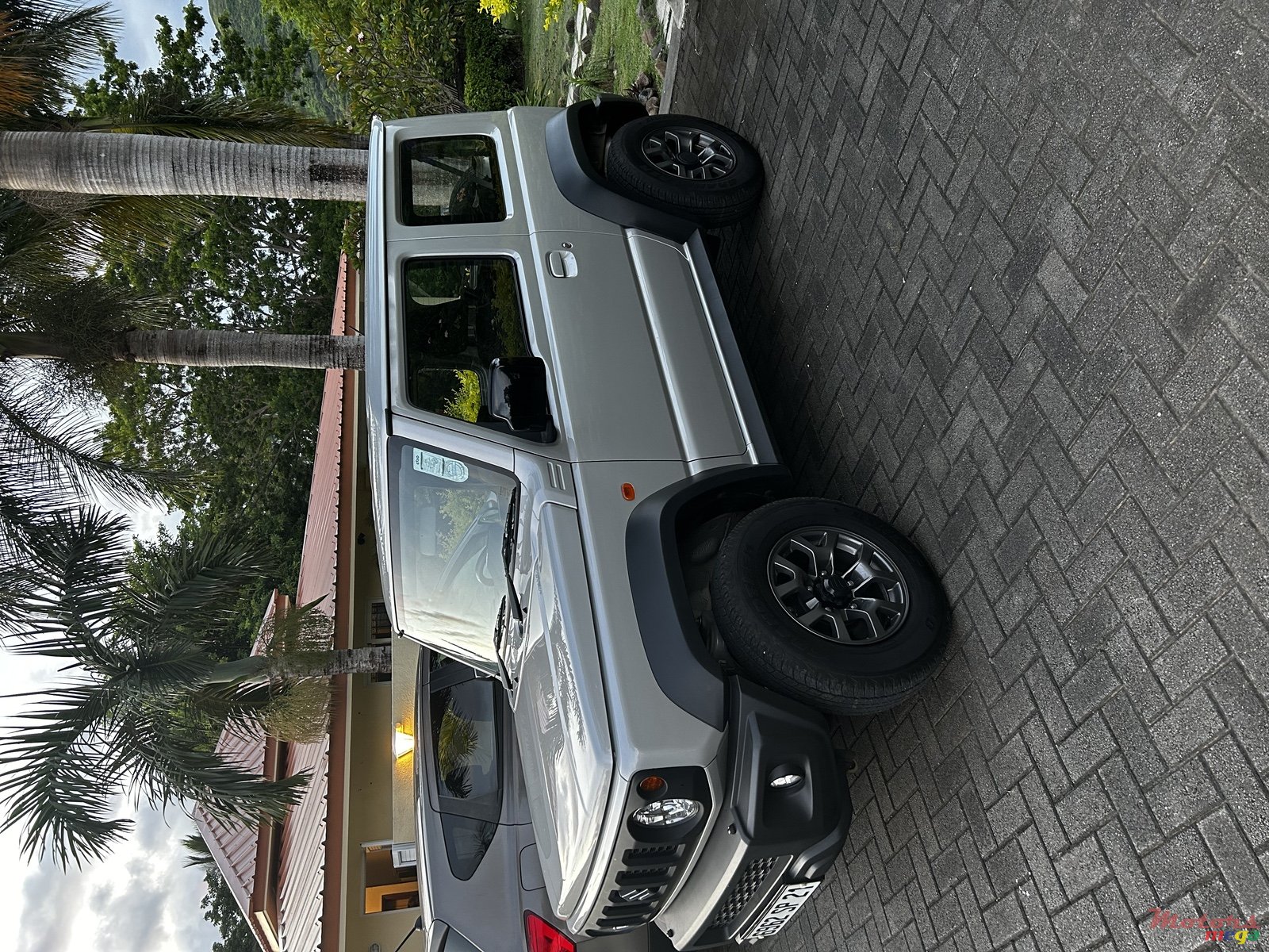 2021' Suzuki Jimny photo #5