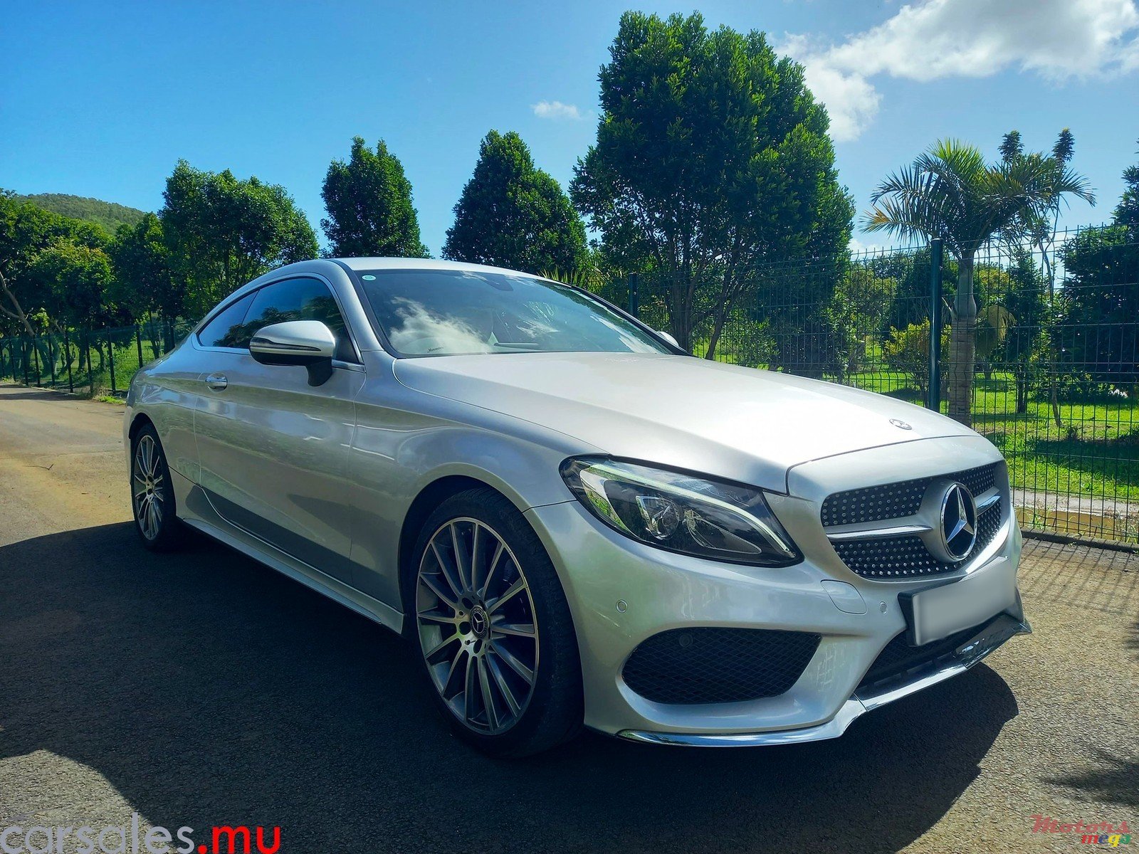2017' Mercedes-Benz C 180 Coupe AMG 1.6 photo #2