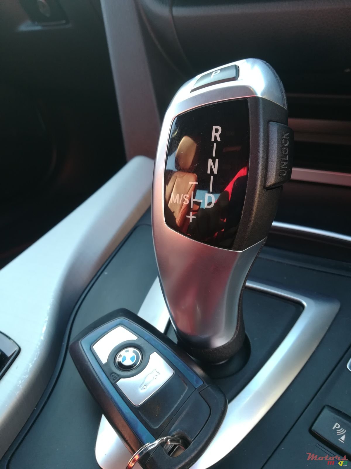 2015' BMW 3 Series photo #4