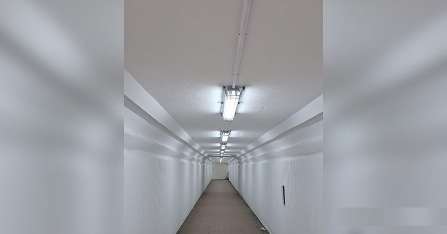 Trianon : Le passage piéton souterrain fait peau neuve