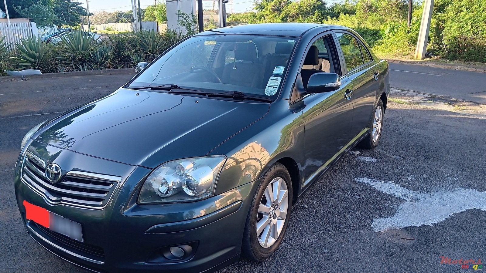 2007' Toyota Avensis photo #2