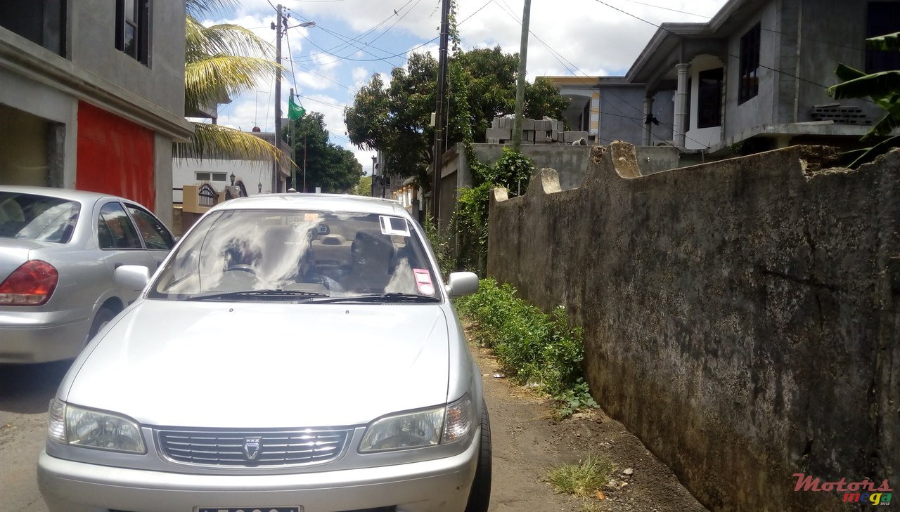 2000' Toyota Corolla riviere photo #4