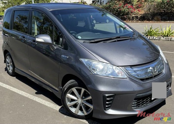 2014' Honda Freed photo #7