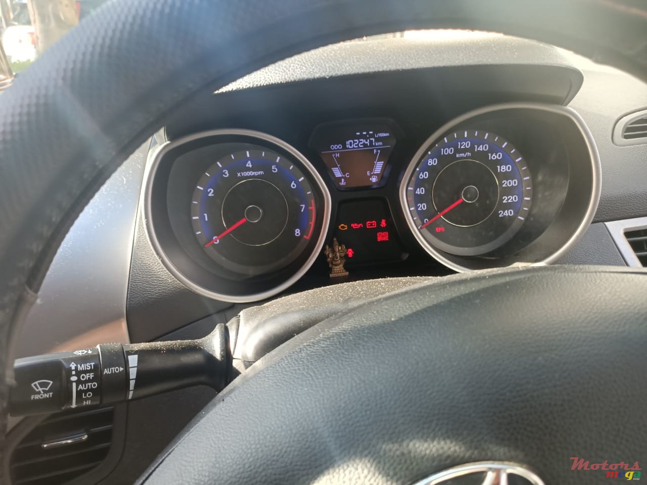 2013' Hyundai Elantra photo #6