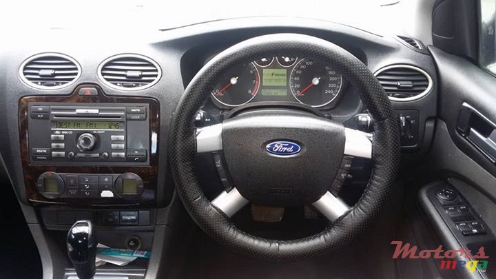 2007' Ford Focus photo #6