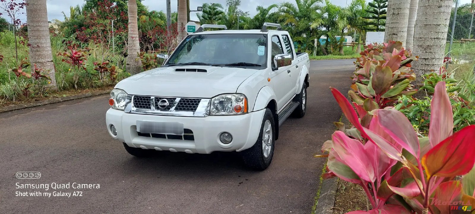2019' Nissan NP300 Pickup photo #2
