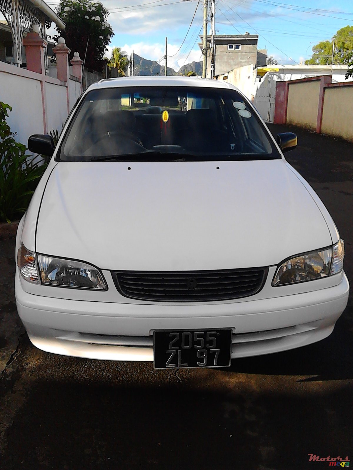 1997' Toyota Corolla photo #1