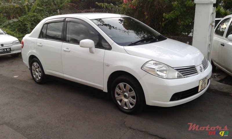 2007' Nissan Tiida origine photo #1