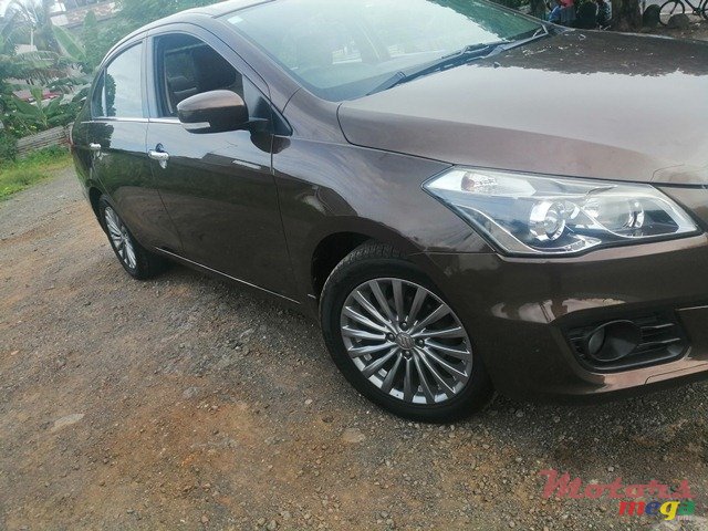 2016' Suzuki Ciaz photo #2