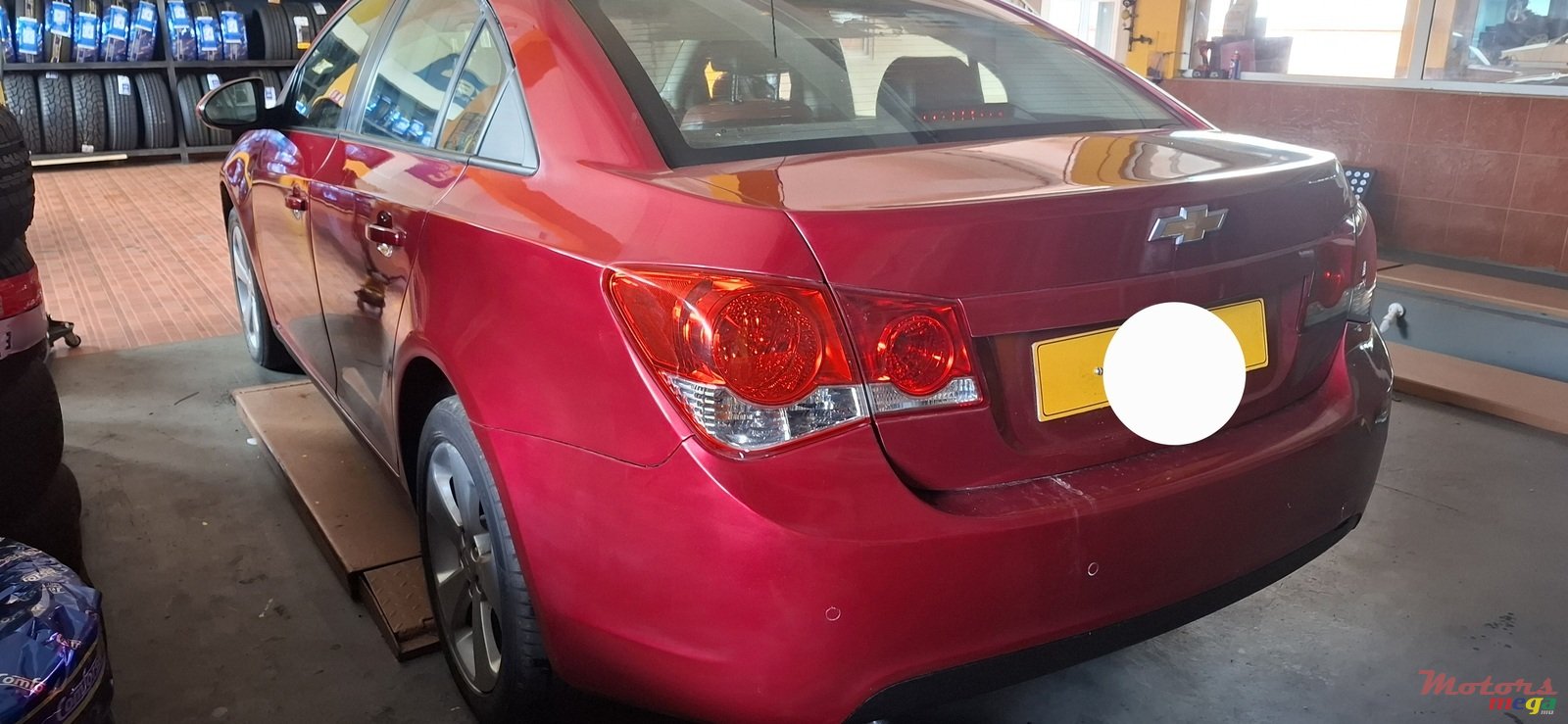 2012' Chevrolet Cruze photo #1