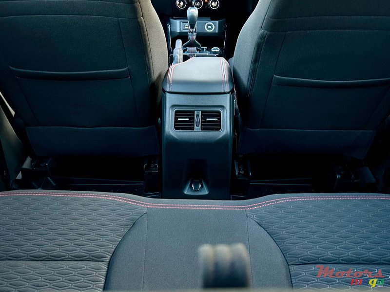 2022' Renault KIGER INTENS photo #5