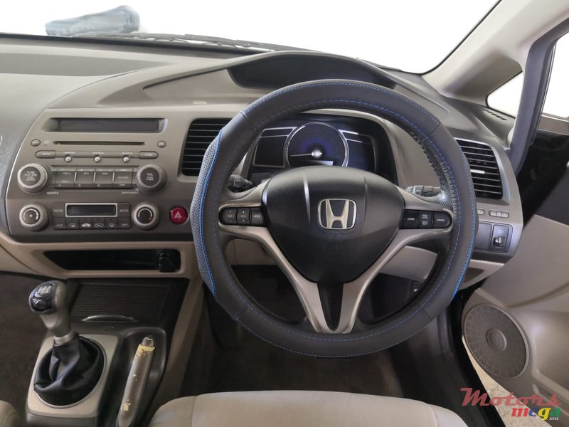 2008' Honda Civic FD4 VXI 1.6 I.VTEC photo #2