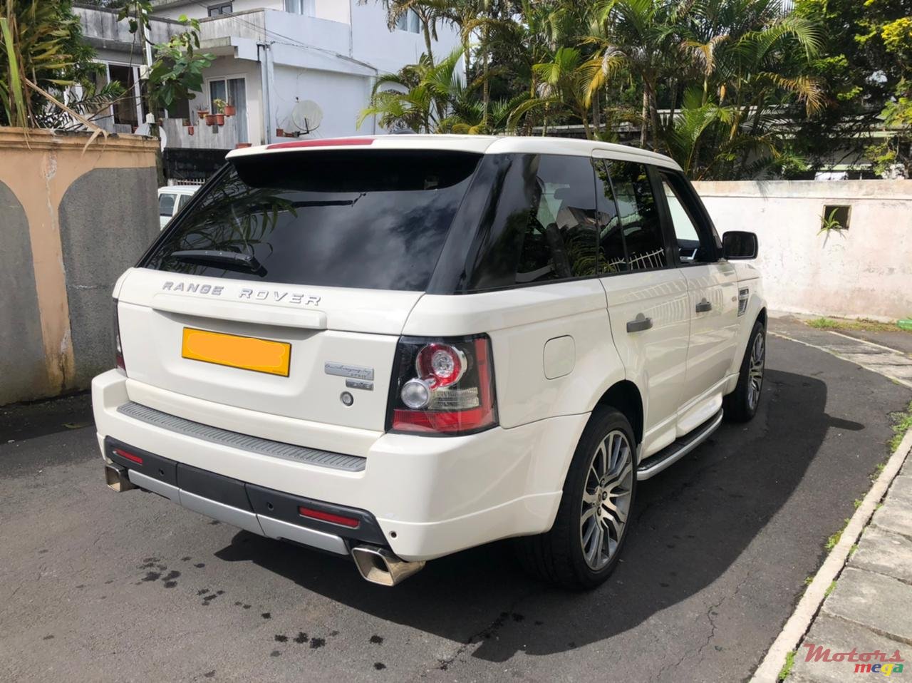 2009' Land Rover Range rover sport TDV8 photo #4