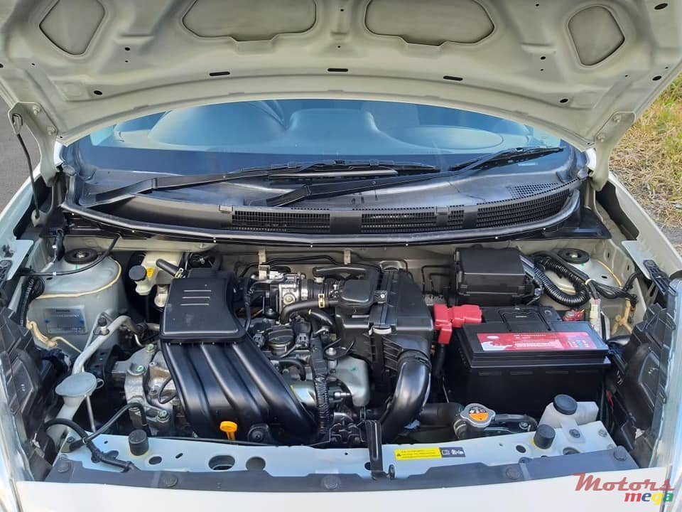 2016' Nissan Micra MANUAL photo #6