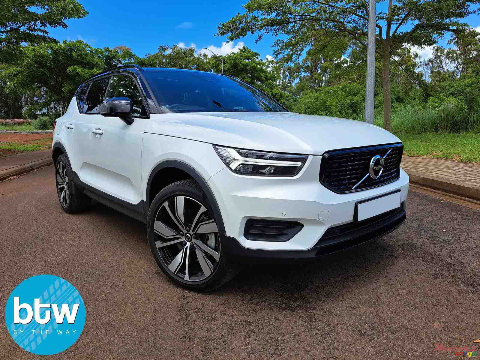 2021' Volvo photo #1