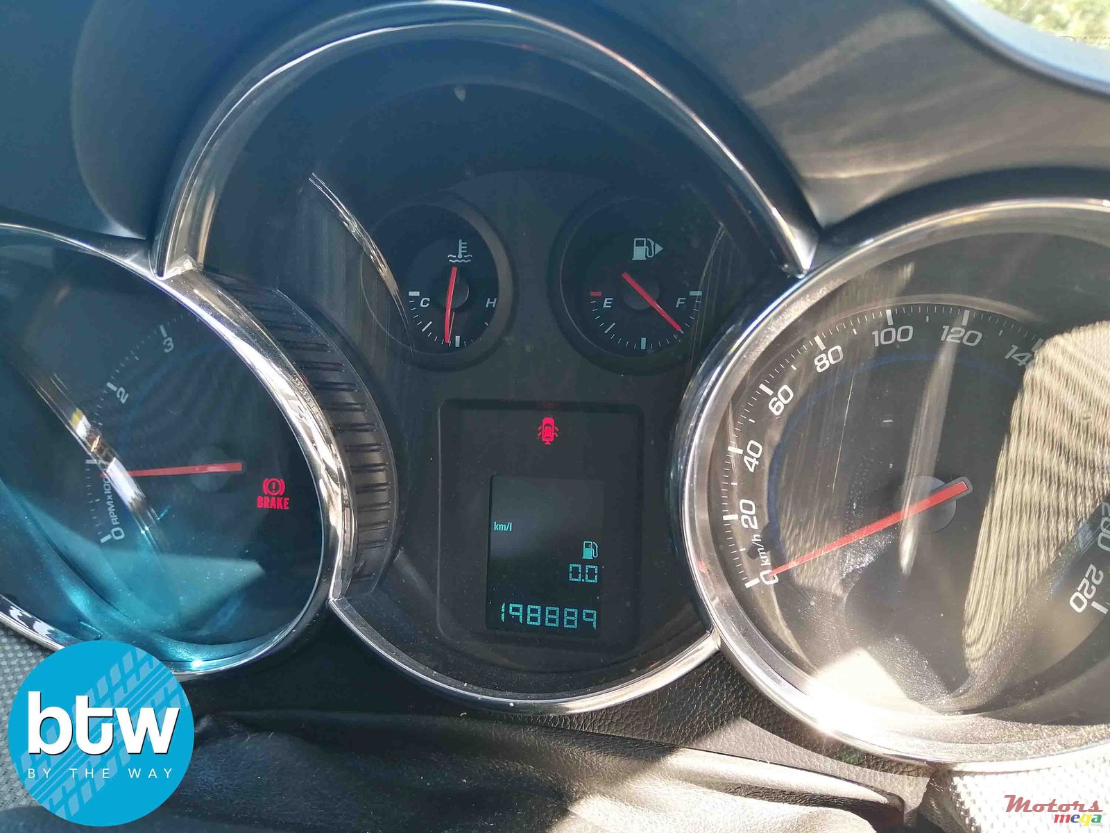 2012' Chevrolet Cruze LT photo #7