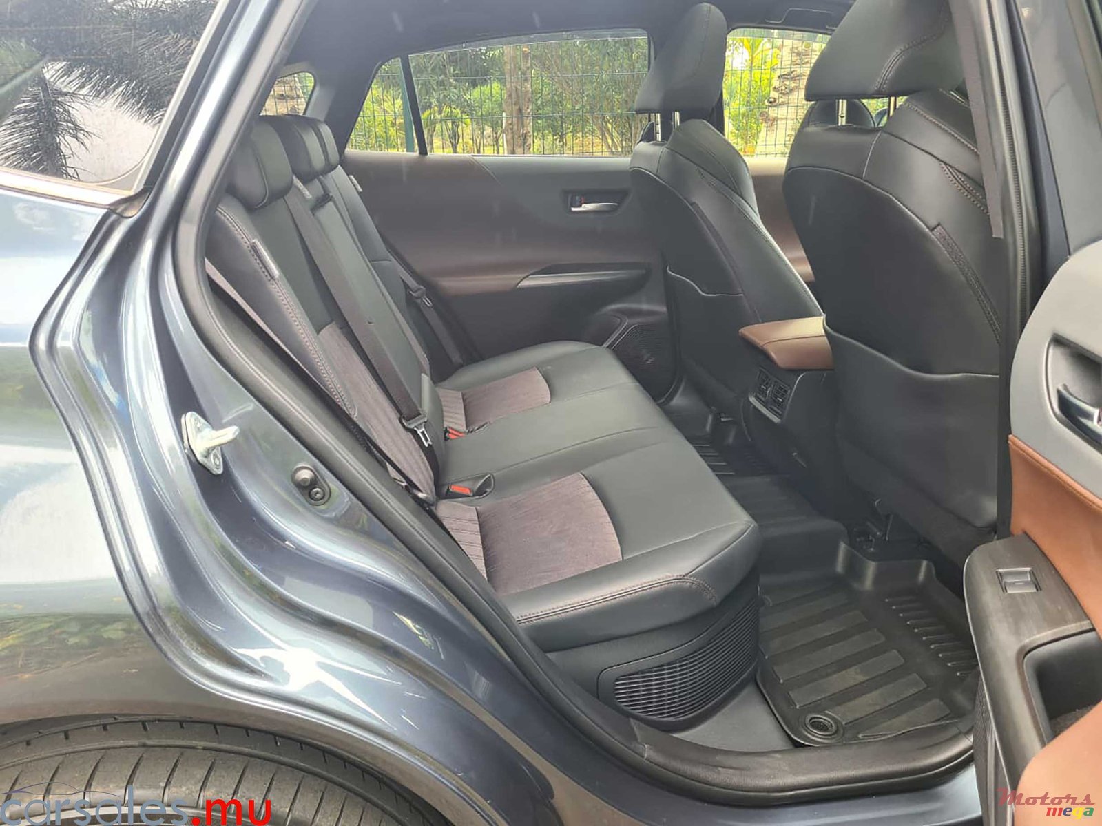 2021' Toyota Harrier 2.5 Z photo #5