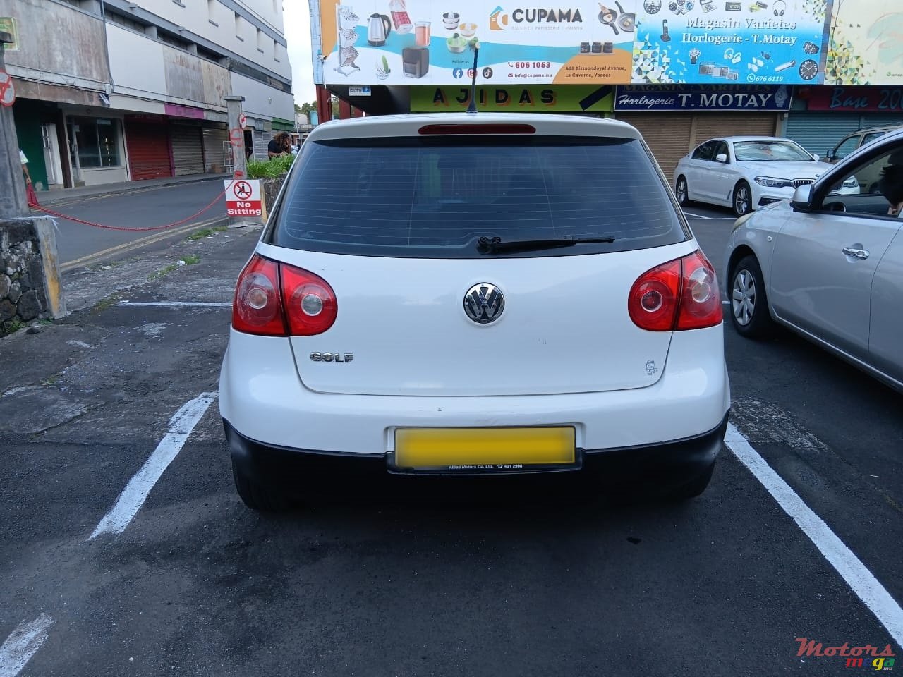 2009' Volkswagen Golf V photo #2