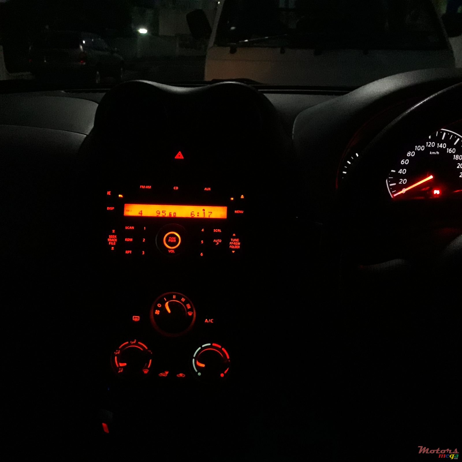 2013' Nissan Micra photo #5