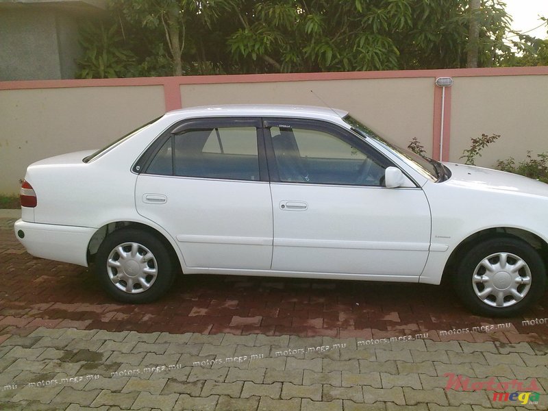 1999' Toyota photo #3