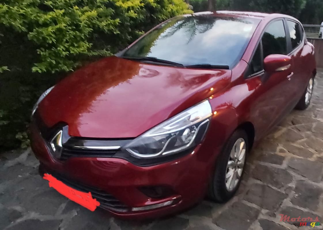 2018' Renault Clio photo #1