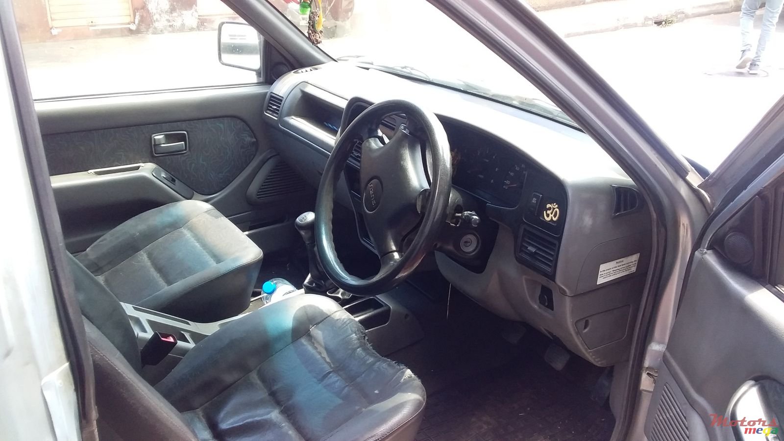 2004' Isuzu D-Max photo #2