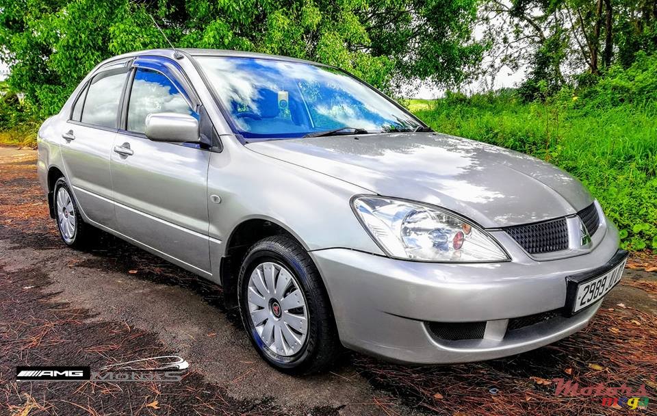 2007' Mitsubishi Lancer 1.3 GLX photo #1