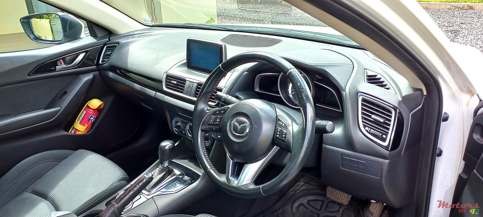 2015' Mazda 3 photo #3