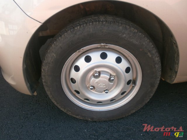 2012' Hyundai i10 photo #4