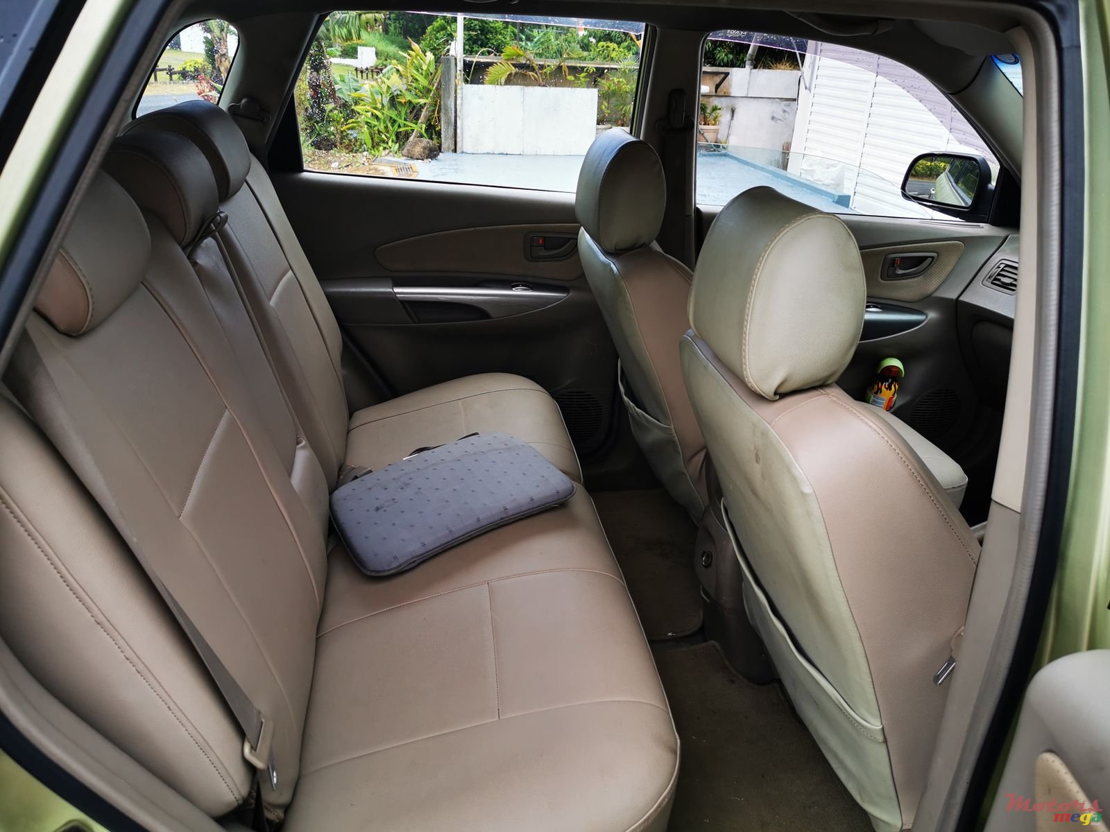 2005' Hyundai Tucson photo #1