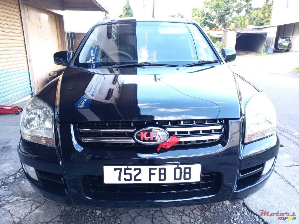 2008' Kia Sportage photo #2