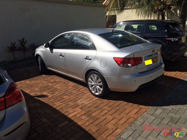 2012' Kia Cerato photo #5