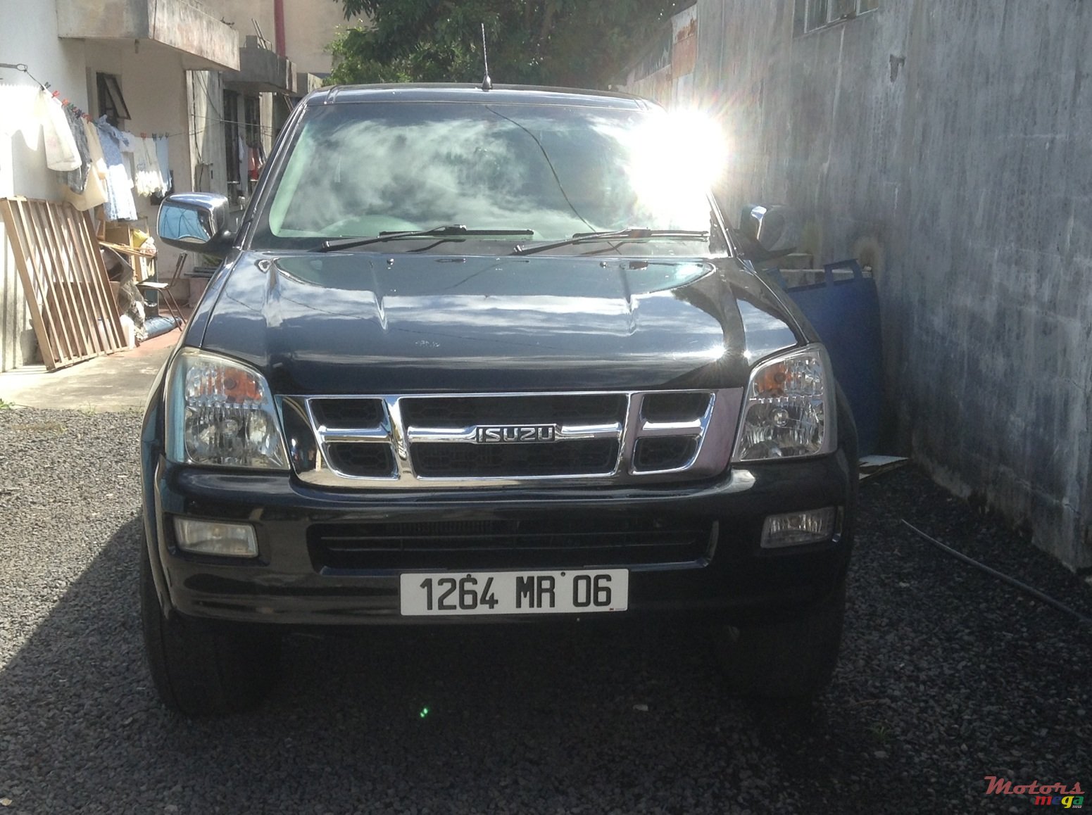 2006' Isuzu KB300 photo #1