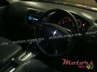 2001' Honda Civic Vtec photo #3