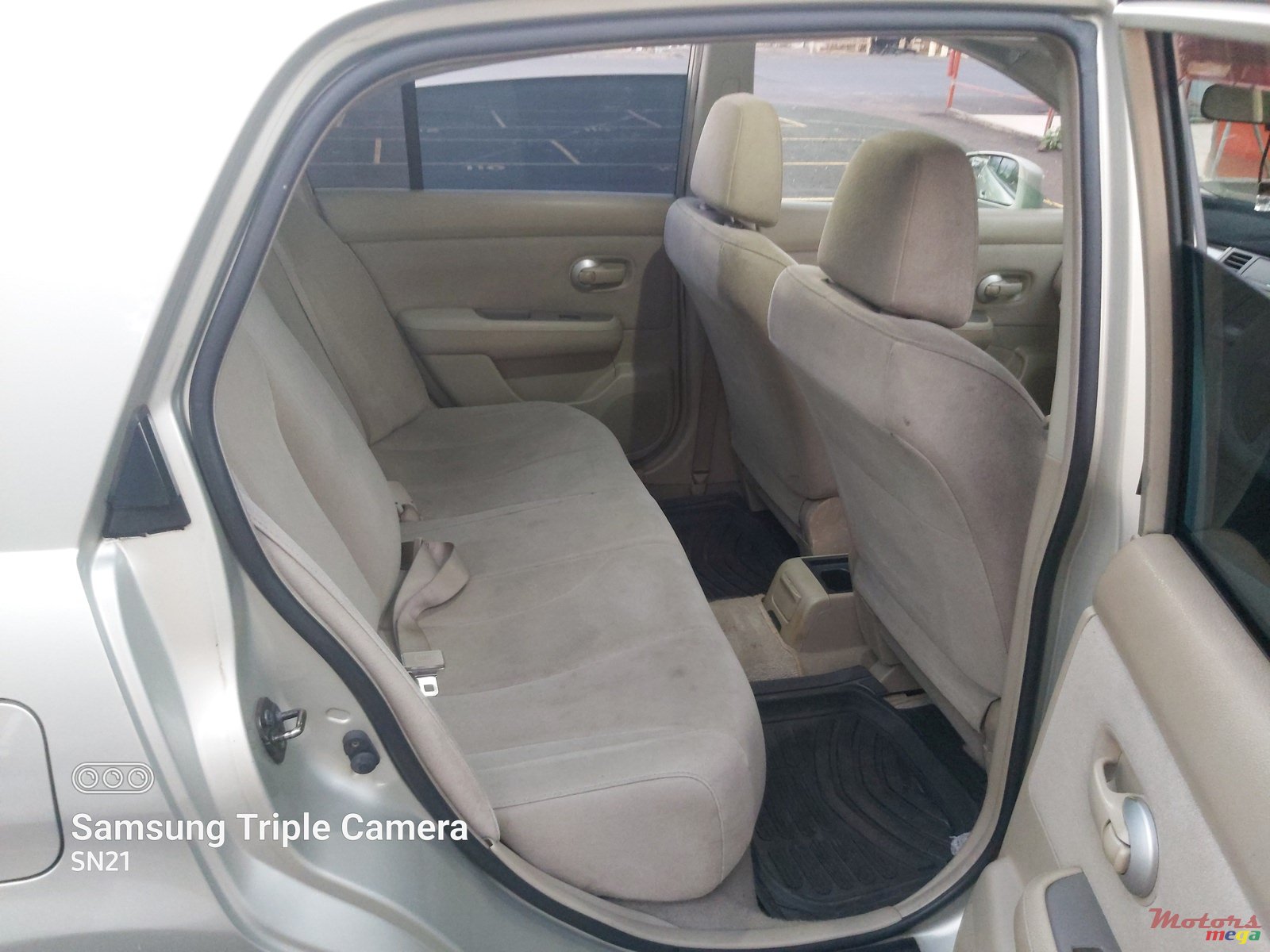 2006' Nissan Tiida photo #6