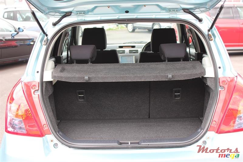 2008' Suzuki Swift photo #4