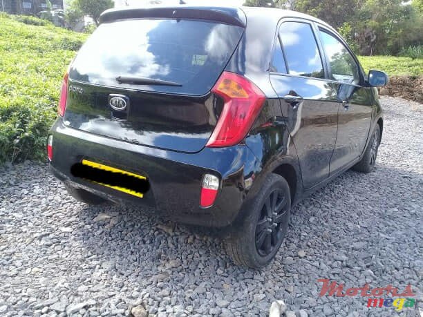 2011' Kia Picanto photo #4