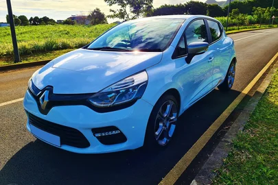 Used Renault Clio ad : Year 2015, 147000 km