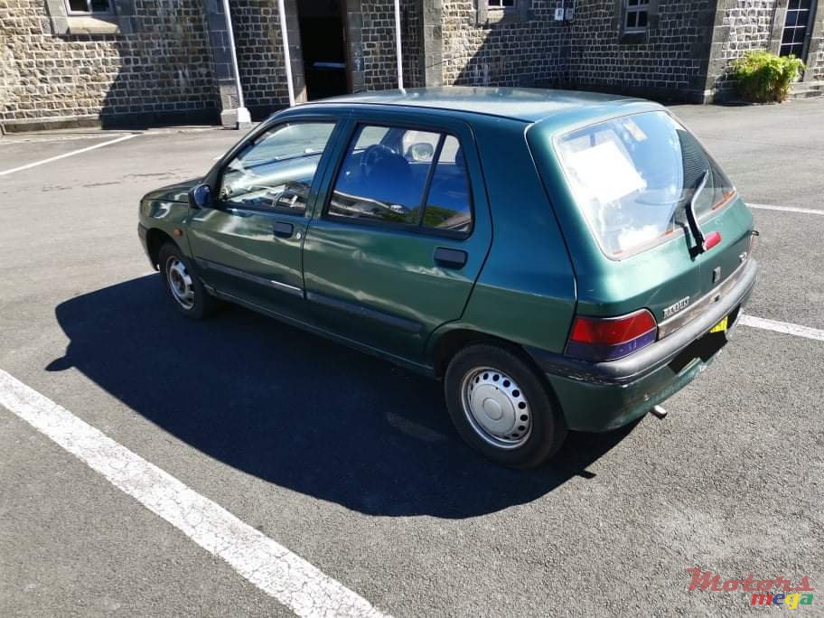 1997' Renault Clio photo #3